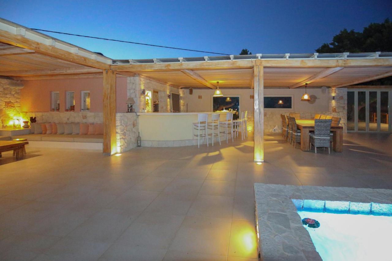 Amatu Villa Ξηρόκαμπος Εξωτερικό φωτογραφία